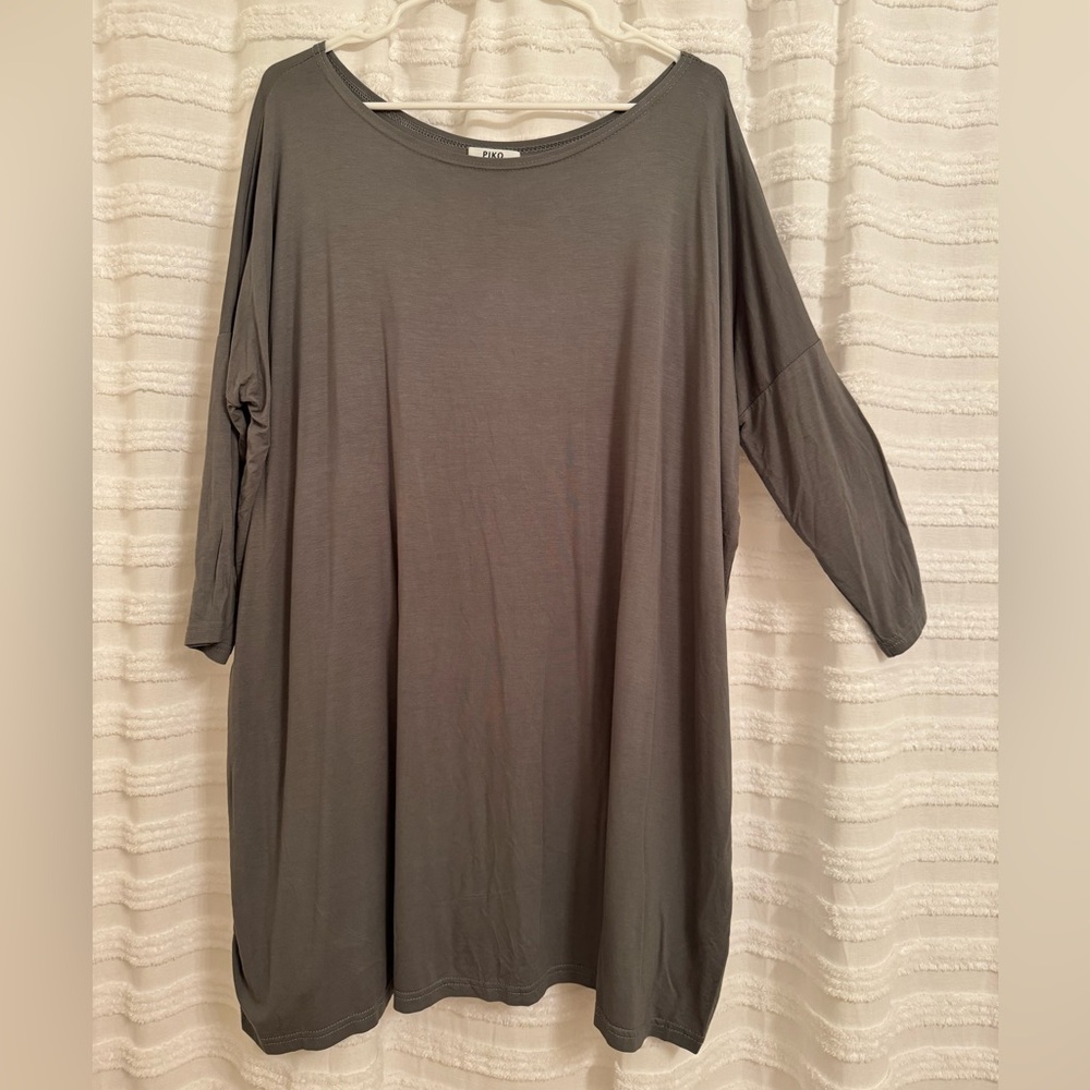 PIKO Dress - Picture 2 of 3